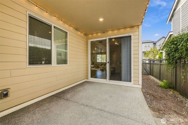 23253 SE Fir Street, Black Diamond, WA 98010