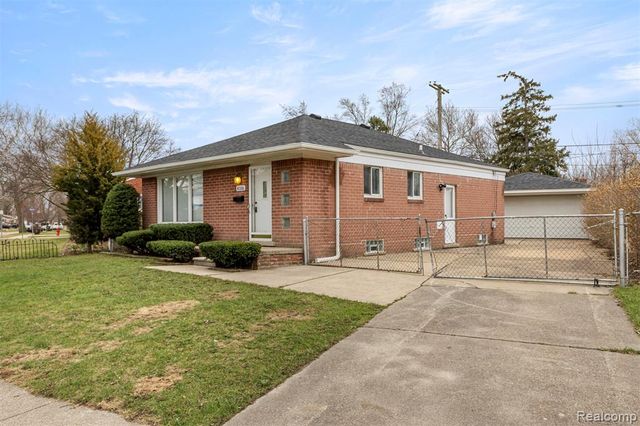 8316 Roosevelt Street, Taylor, MI 48180