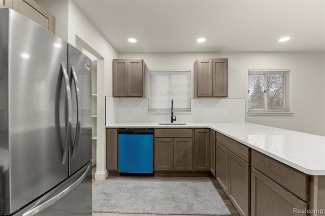 8316 Roosevelt Street, Taylor, MI 48180