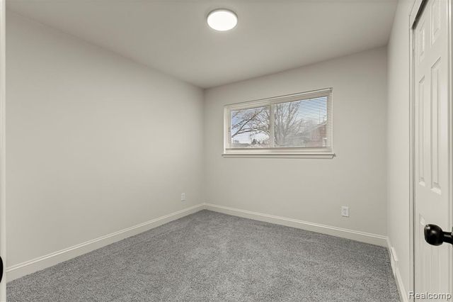 8316 Roosevelt Street, Taylor, MI 48180