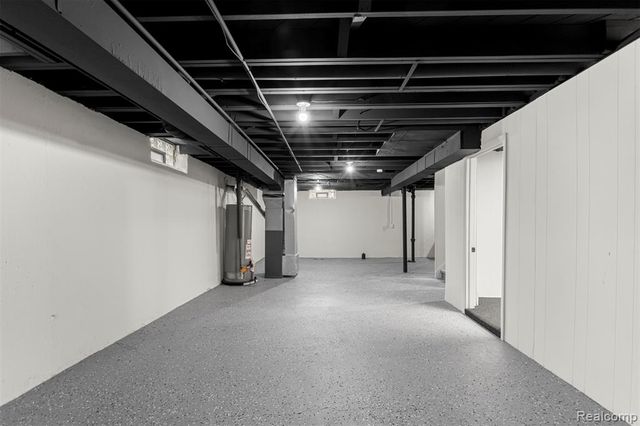 8316 Roosevelt Street, Taylor, MI 48180