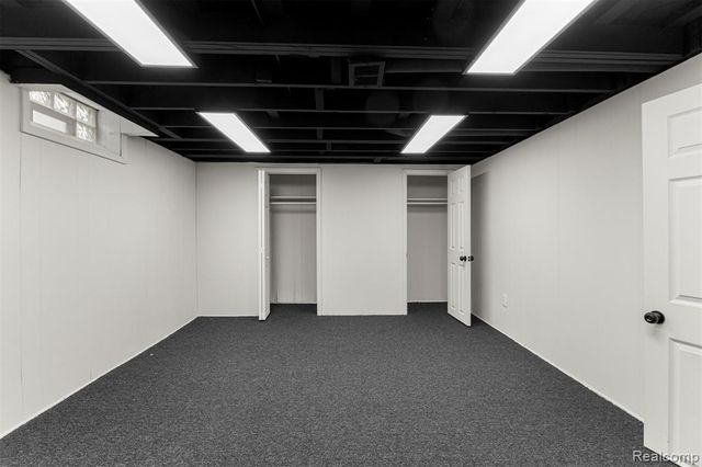 8316 Roosevelt Street, Taylor, MI 48180