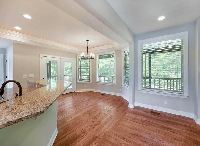 8028 Burgundy Circle 82, Chattanooga, TN 37421