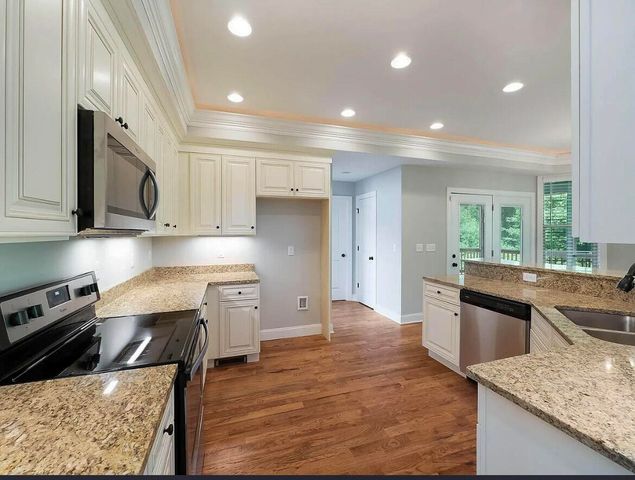 8028 Burgundy Circle 82, Chattanooga, TN 37421