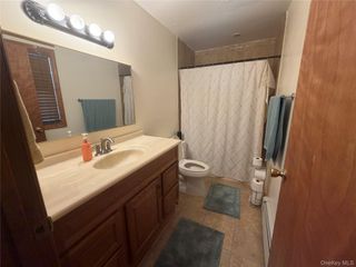 33 buchanan, Amity Harbor, NY 11701