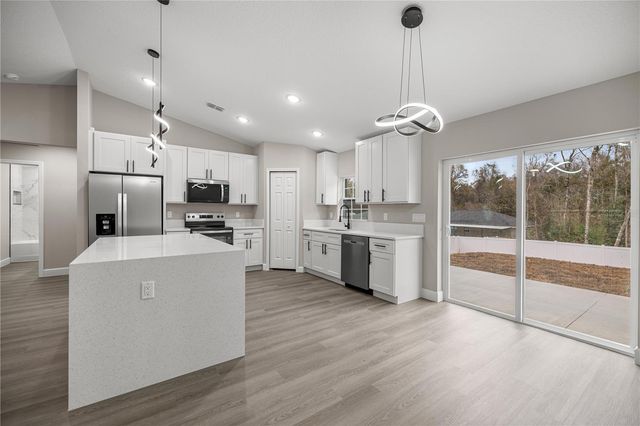 12905 SE 41ST TERRACE, Belleview, FL 34420