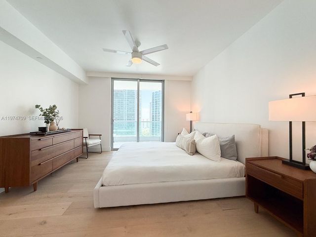 1331 Brickell Bay Dr 2002, Miami, FL 33131