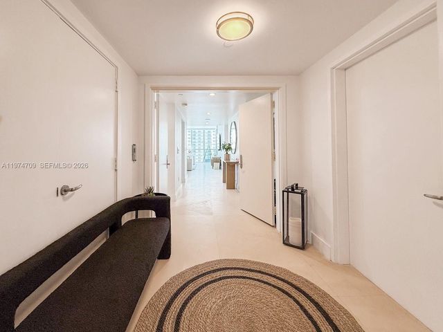 1331 Brickell Bay Dr 2002, Miami, FL 33131