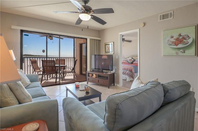 8350 Estero BLVD 323, Fort Myers Beach, FL 33931