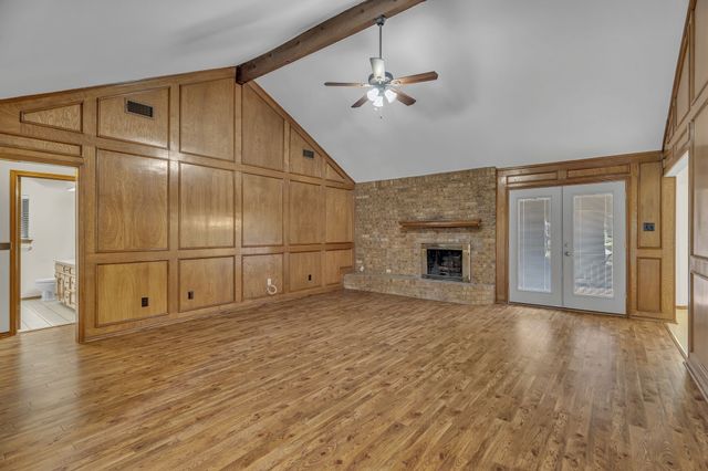 1009 Kings Canyon Court, Grapevine, TX 76051