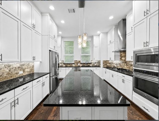 1367 Branchwood Place, Dallas, TX 75215