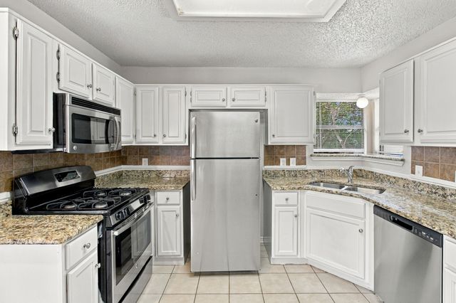 1300 Tierra Calle, Carrollton, TX 75006