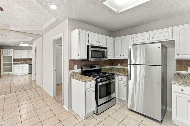 1300 Tierra Calle, Carrollton, TX 75006