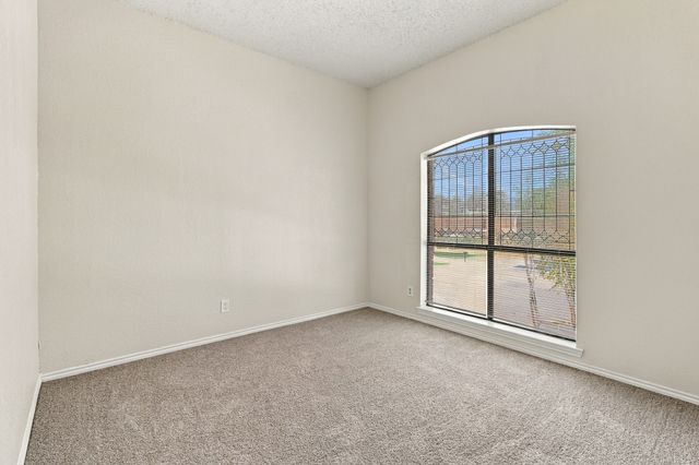 1300 Tierra Calle, Carrollton, TX 75006