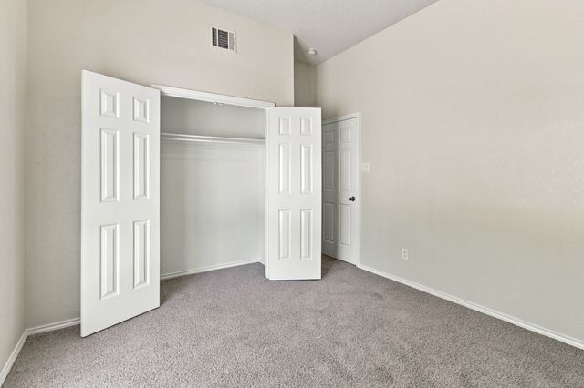 1300 Tierra Calle, Carrollton, TX 75006