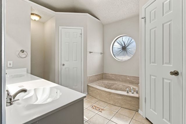 1300 Tierra Calle, Carrollton, TX 75006