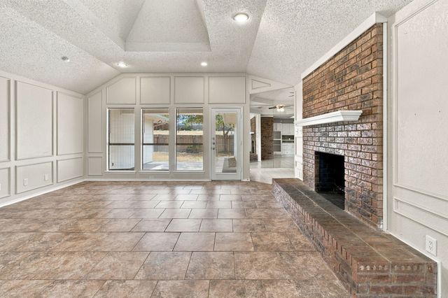 1300 Tierra Calle, Carrollton, TX 75006