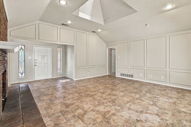 1300 Tierra Calle, Carrollton, TX 75006