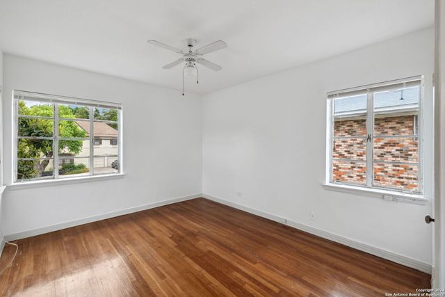 515 E Olmos Dr Apt 3, Olmos Park, TX 78212