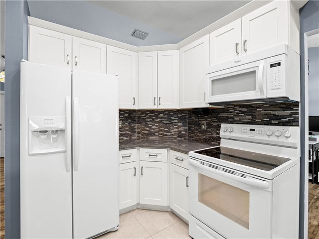 402 Watercrest Street, Sebastian, FL 32958