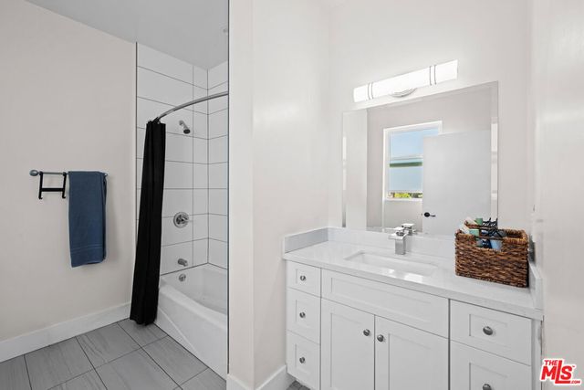 1431 S Sherbourne Drive, Los Angeles, CA 90035