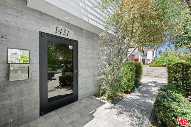1431 S Sherbourne Drive, Los Angeles, CA 90035