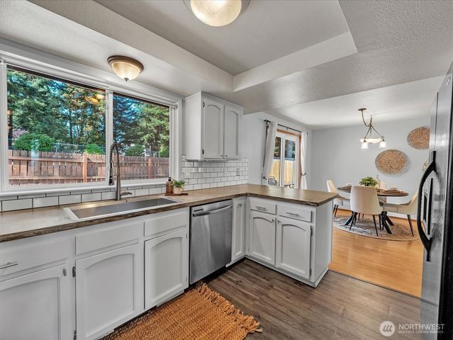 1191 NE Taftson Street, Oak Harbor, WA 98277