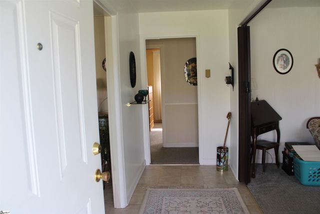 1285 Springdale Road, Cowpens, SC 29330