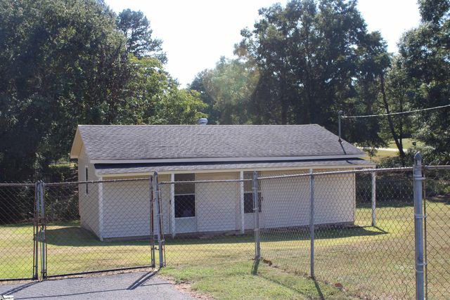 1285 Springdale Road, Cowpens, SC 29330