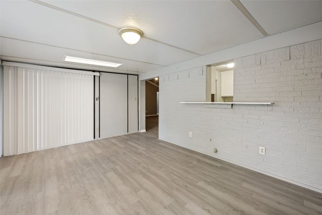2105 Cottie Lane, Arlington, TX 76010