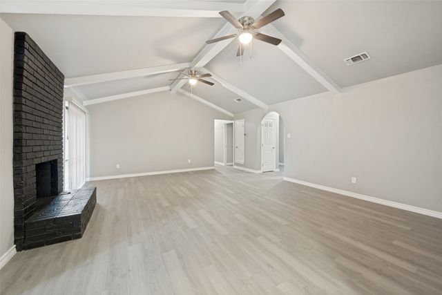 2105 Cottie Lane, Arlington, TX 76010