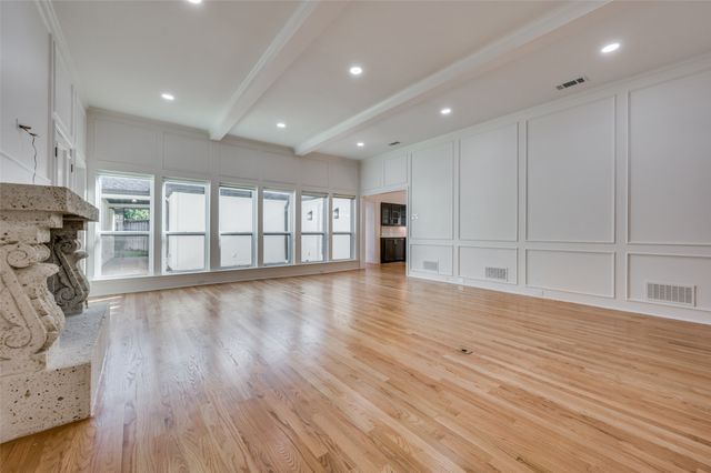 7018 Deloache, Dallas, TX 75225