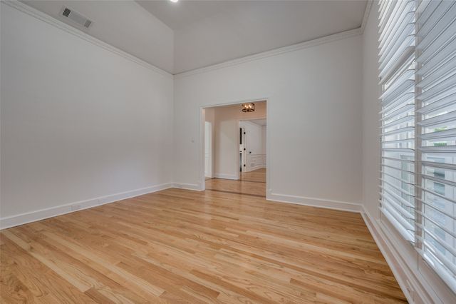 7018 Deloache, Dallas, TX 75225