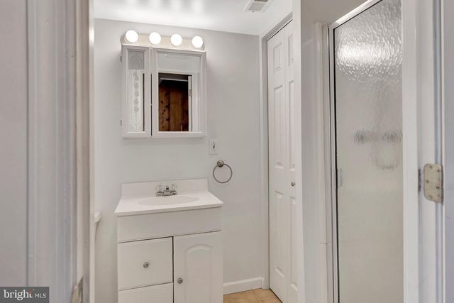 1214 W 40TH ST W, Baltimore, MD 21211