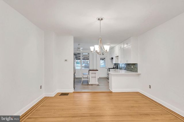 1214 W 40TH ST W, Baltimore, MD 21211