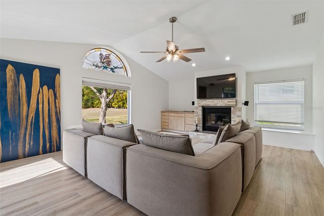 2194 PINNACLE CIRCLE N, Palm Harbor, FL 34684