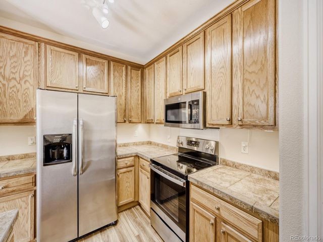 833 E 98th Avenue 207, Thornton, CO 80229