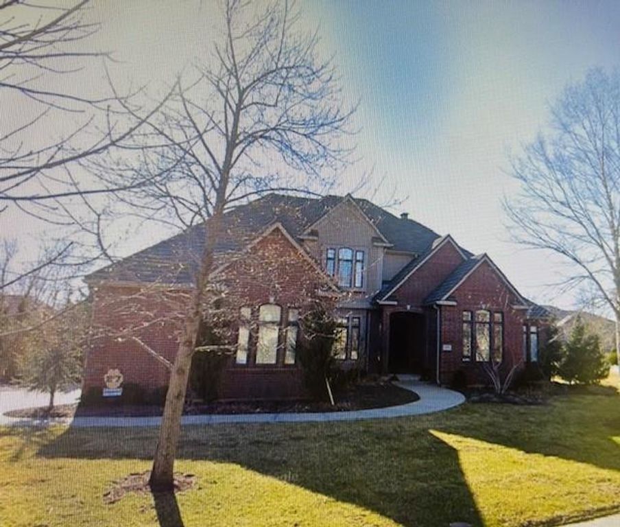 14334 Juniper Street, Leawood, KS 66224