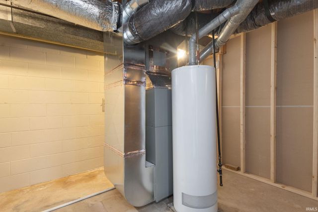 11830 N Acorn Drive, Syracuse, IN 46567