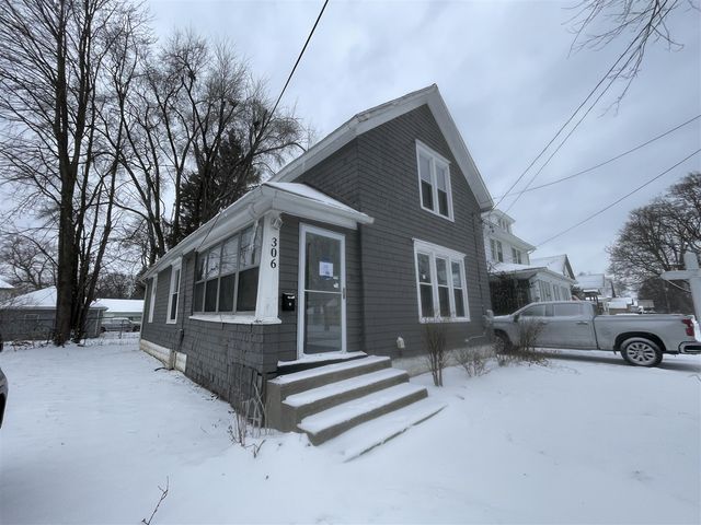 306 N Pleasant Street, Jackson, MI 49202