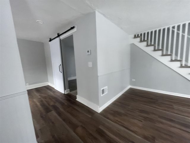 306 N Pleasant Street, Jackson, MI 49202