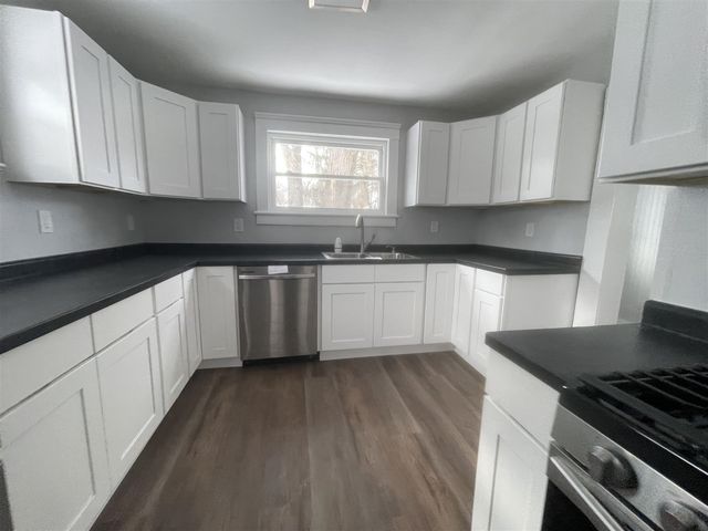 306 N Pleasant Street, Jackson, MI 49202