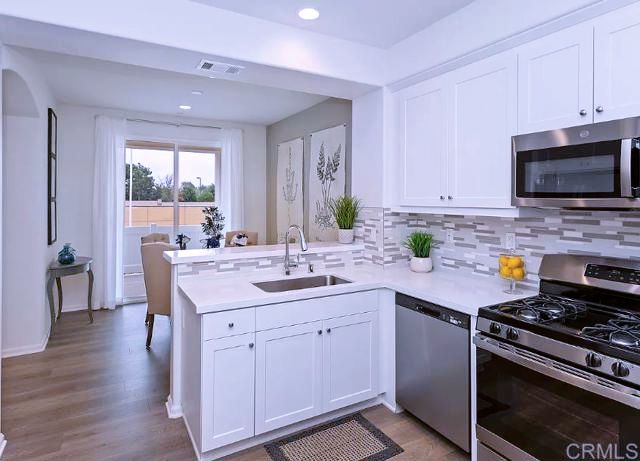 41983 Ornella Street 601, Murrieta, CA 92562