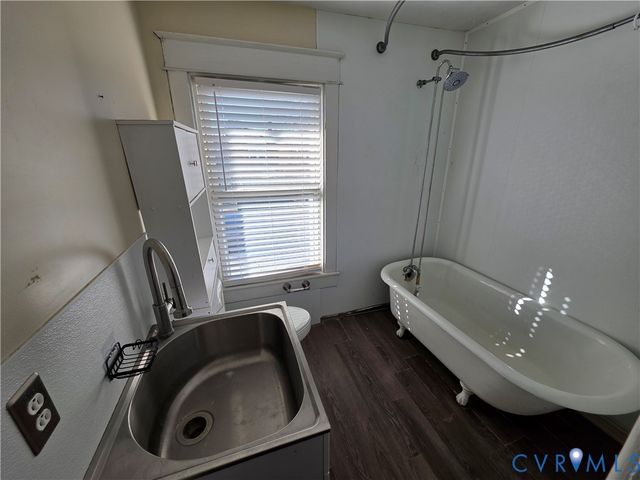 703 Hamilton Ave, Colonial Heights, VA 23834