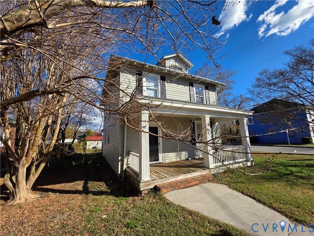 703 Hamilton Ave, Colonial Heights, VA 23834