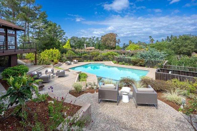 27000 Appaloosa Way, Los Altos Hills, CA 94022