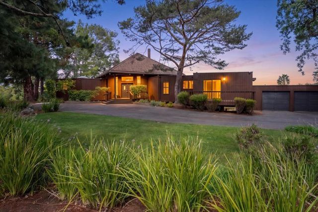 27000 Appaloosa Way, Los Altos Hills, CA 94022