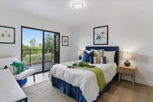 27000 Appaloosa Way, Los Altos Hills, CA 94022