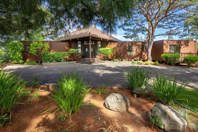 27000 Appaloosa Way, Los Altos Hills, CA 94022