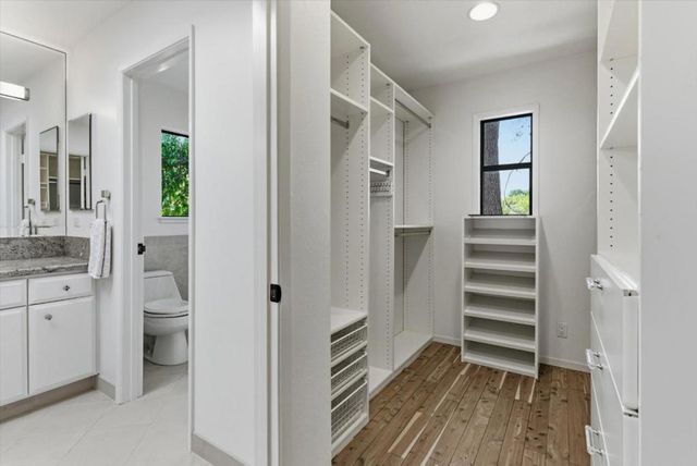 27000 Appaloosa Way, Los Altos Hills, CA 94022